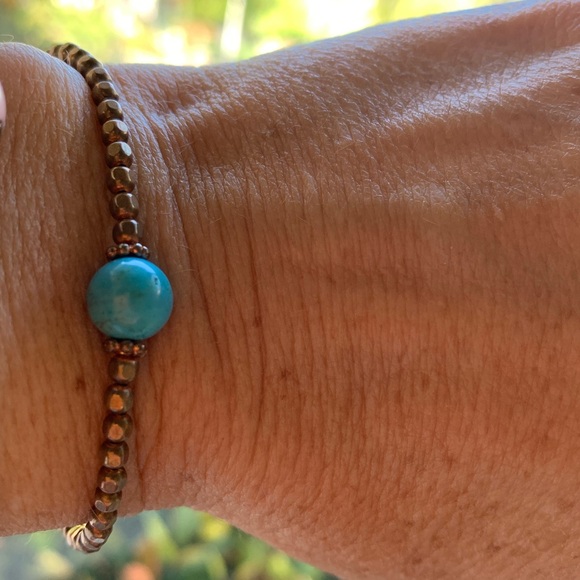 Genuine Turquoise Bracelet - Picture 2 of 4